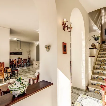 Tre Pizzi Villa *