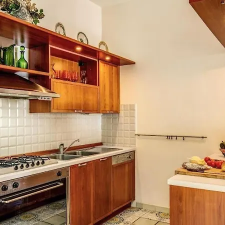 Tre Pizzi Villa *