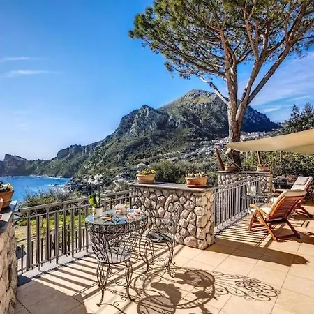 Tre Pizzi Villa *